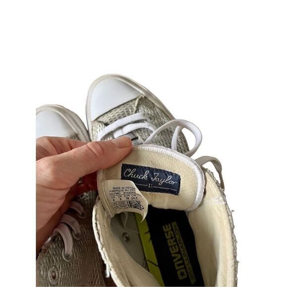 Converse Chuck Taylor 2 Hi Perforated Metallic Silver Women’s Size 8 - Picture 5 of 11